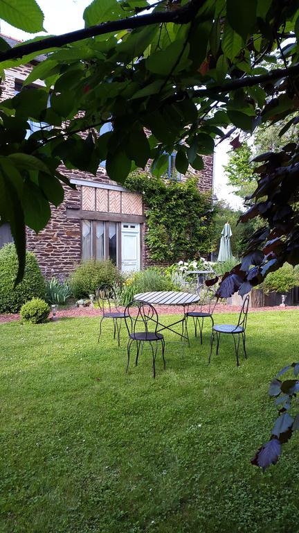 La Gentilhommiere Bed and Breakfast Chantepie Exteriör bild